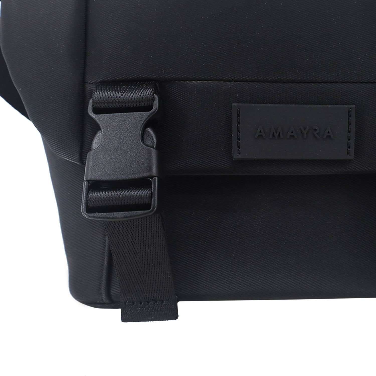 Cartera Amayra bandolera microfibra negra.
