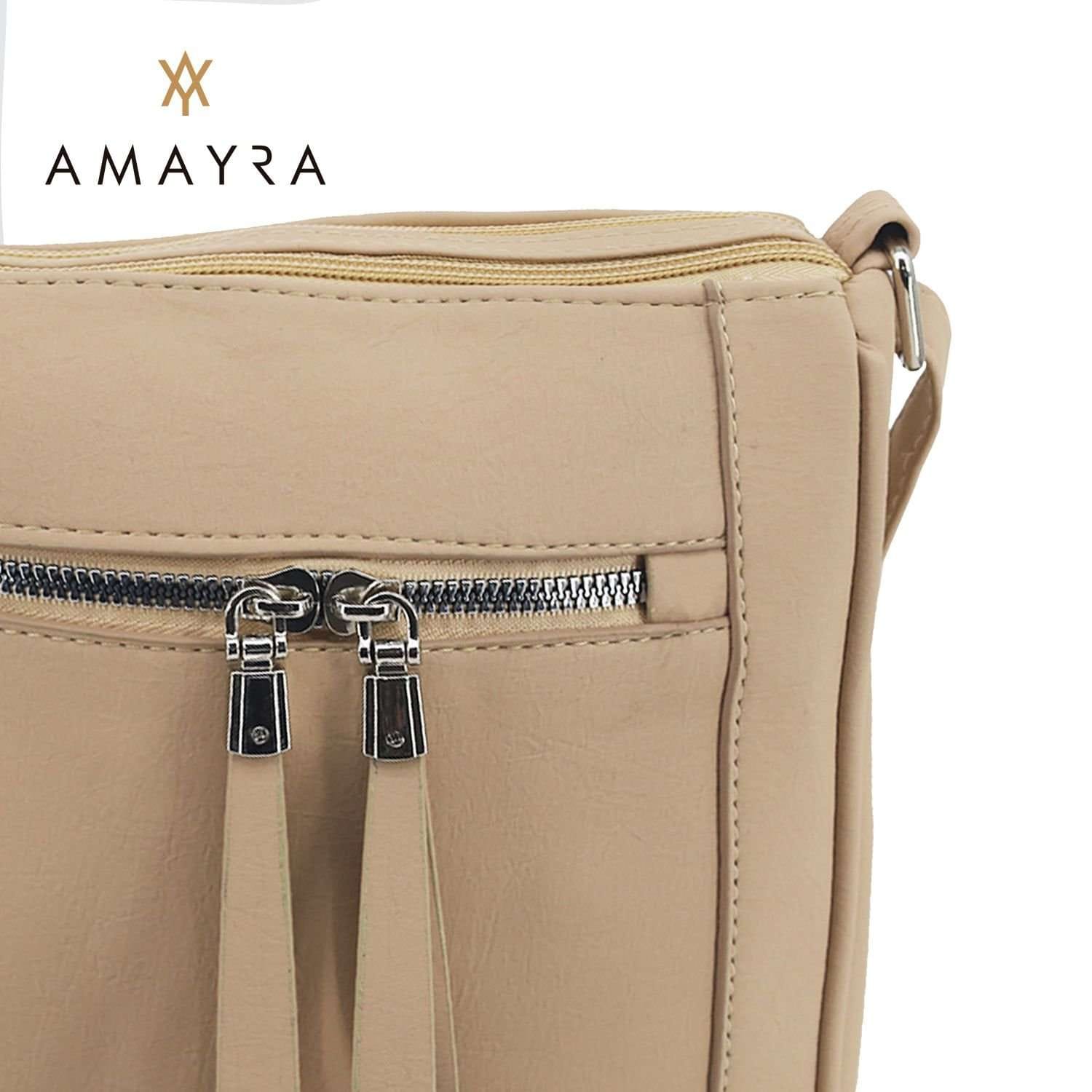 Cartera Amayra bandolera con dos divisiones crema.