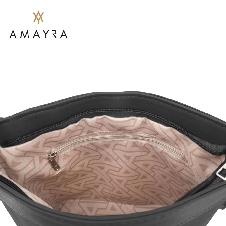 Cartera Amayra bandolera eco cuero negra.