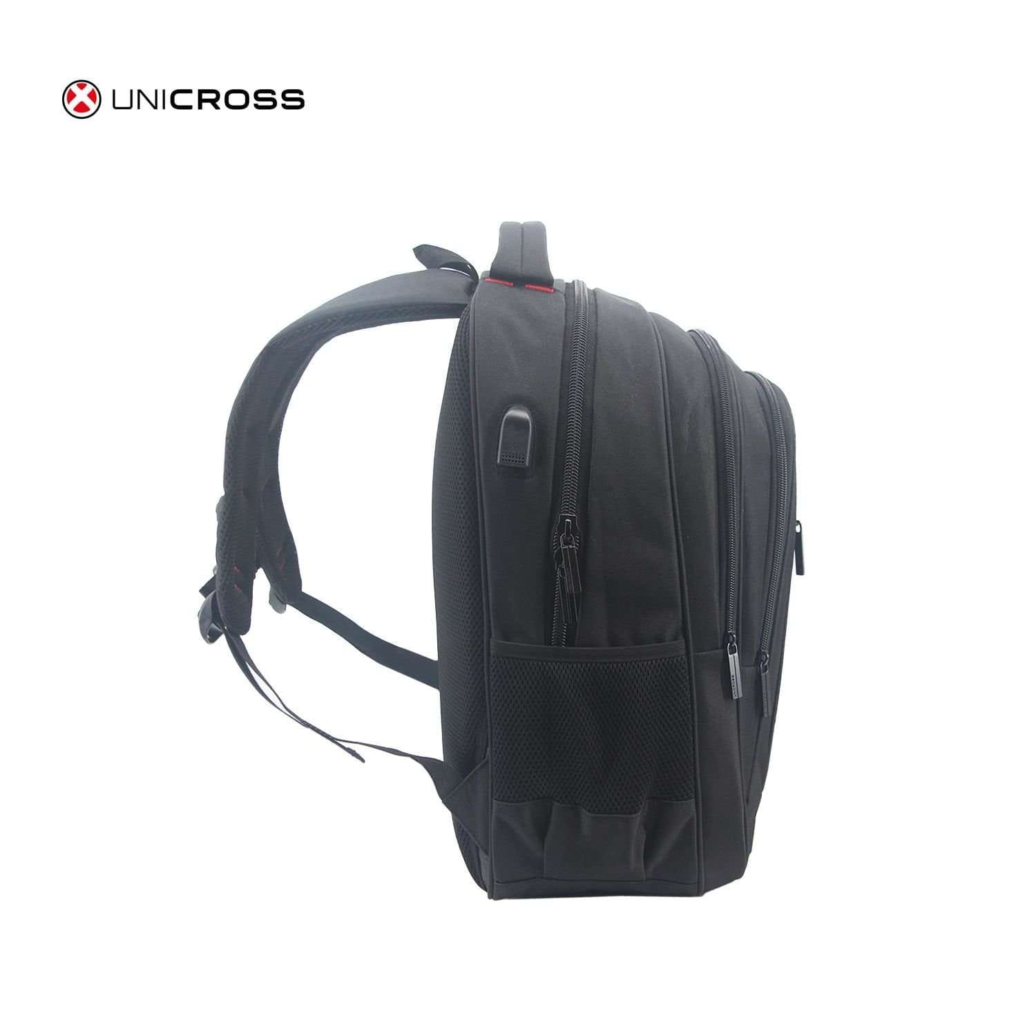 Mochila Unicross porta notebook 19" negra.