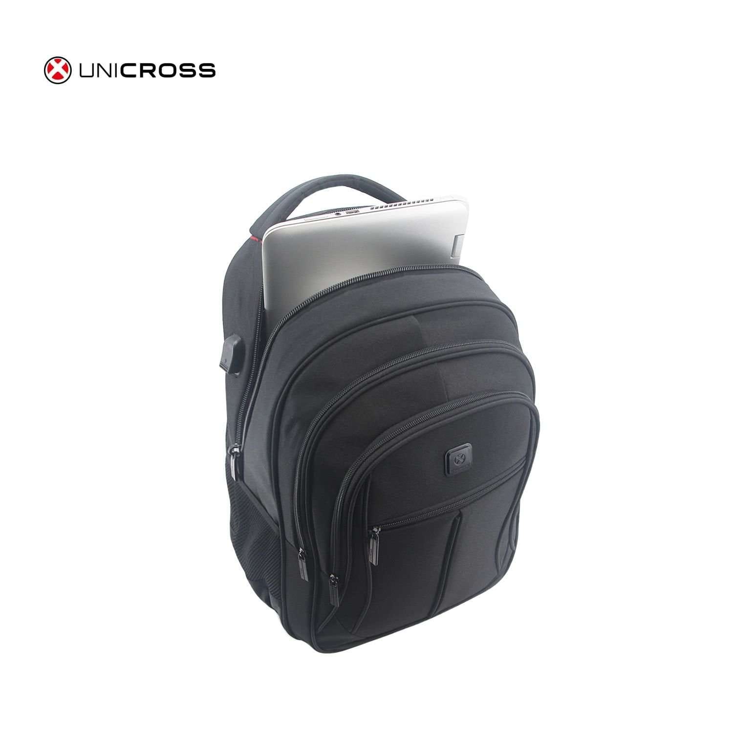 Mochila Unicross porta notebook 19" negra.