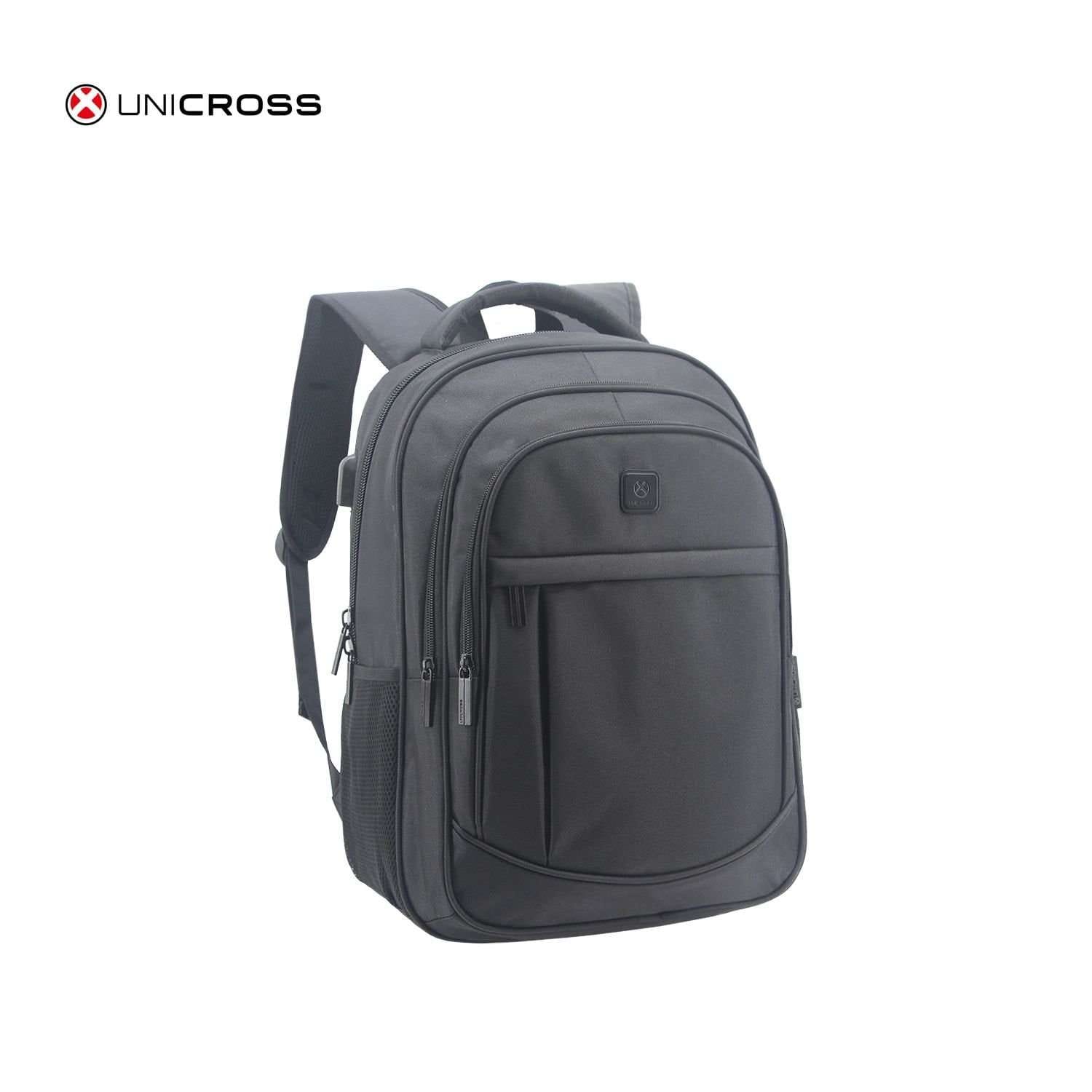 Mochila Unicross porta notebook 18" negra.