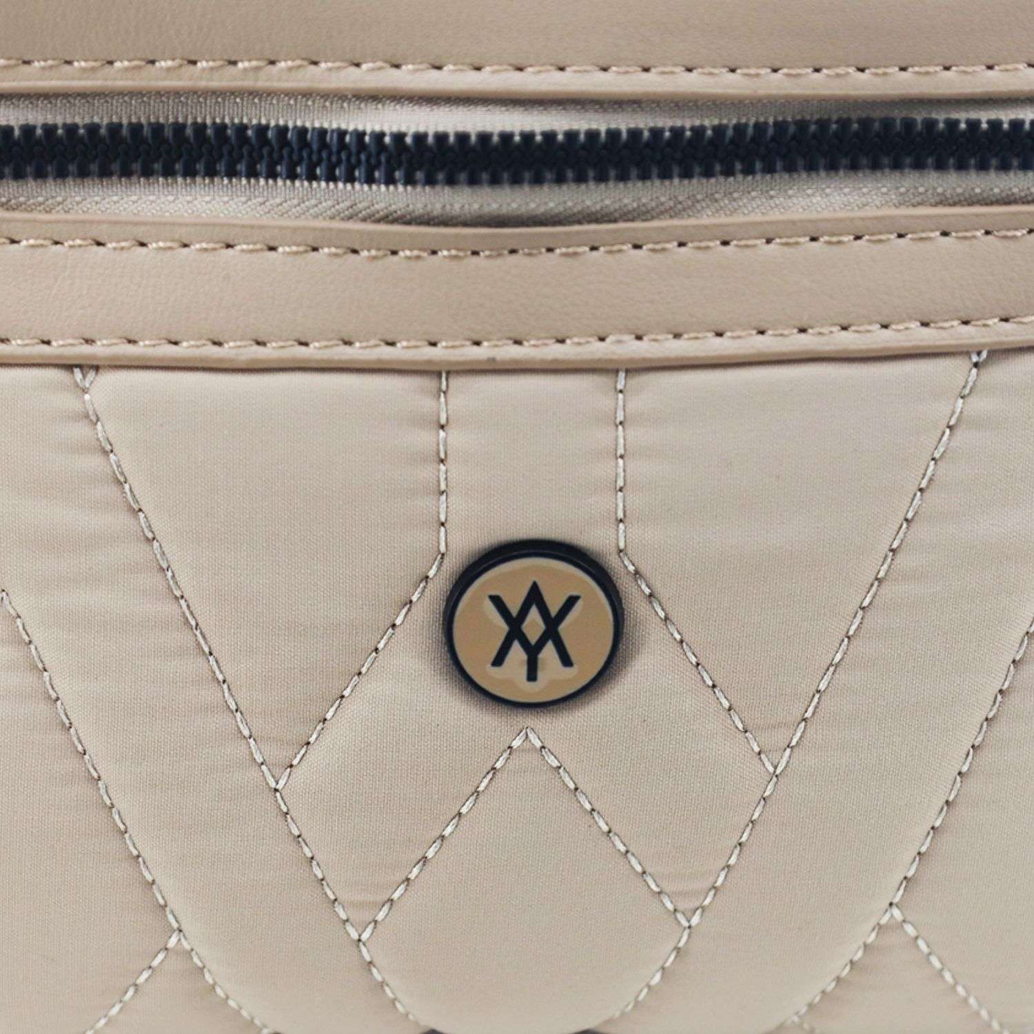 Riñonera Amayra microfibra camel.