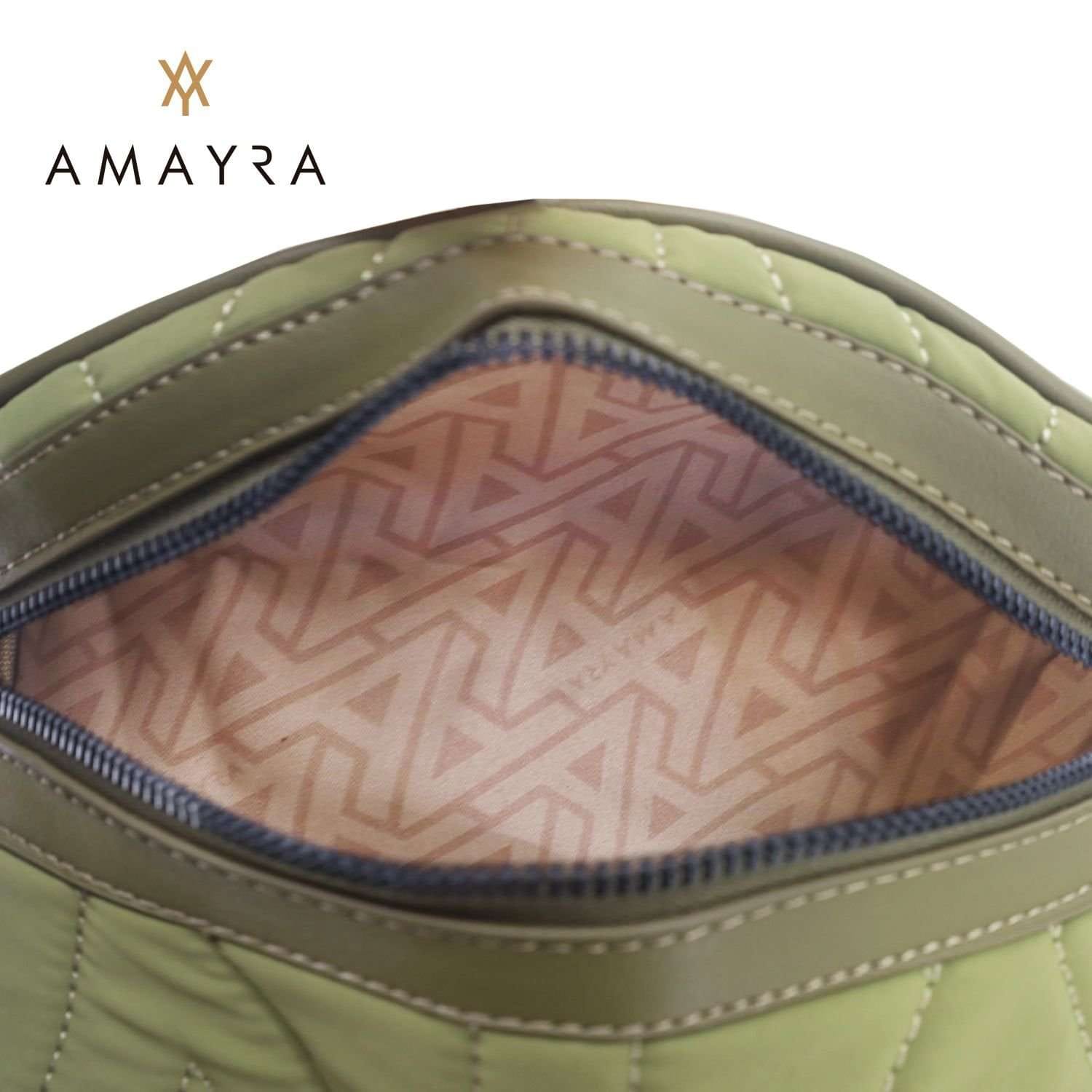 Riñonera Amayra microfibra verde.