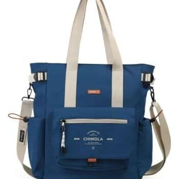 Bolso Tote Chimola Nomade azul combinado.