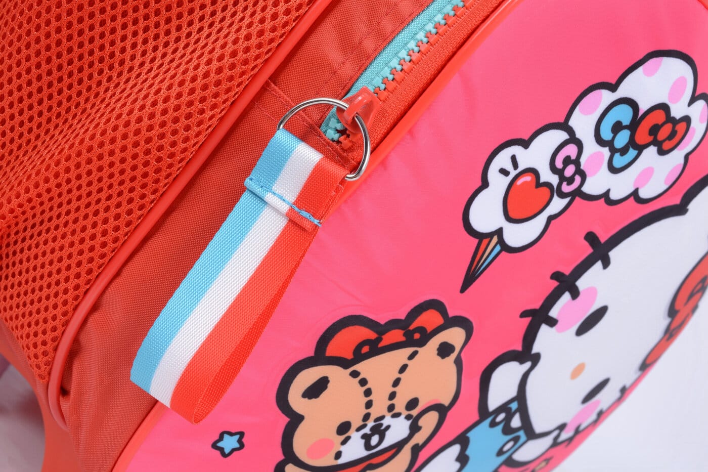 Mochila Hello Kitty Dias Favoritos Con Carro16" .Tamaño Grande.