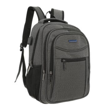 Mochila Magenta Con Porta NotebooK 16". C/Puerto USB.