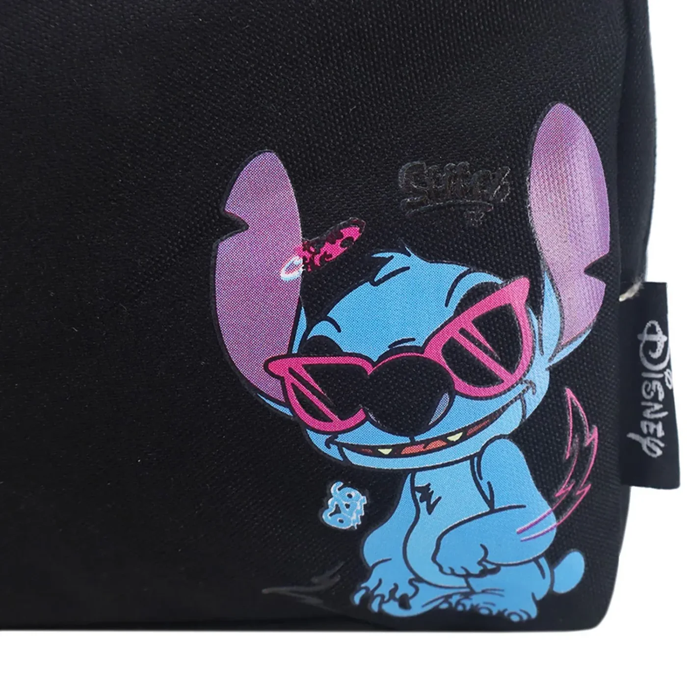 Cartuchera Disney Stitch Dos Compartimentos. Colores Varios.