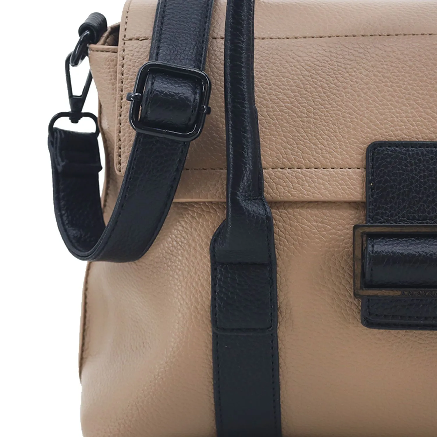Cartera Amayra Eco Cuero Color Visón Claro.