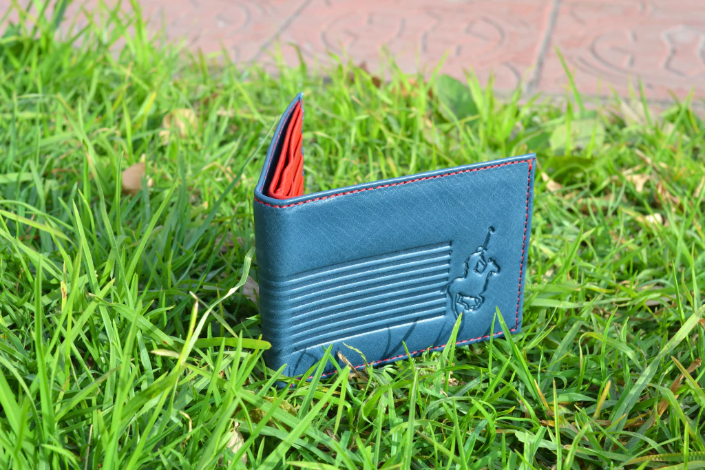 Billetera Wellington Polo Club De Cuero Simple Para Hombre. Colores Varios.