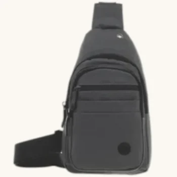 Mochila Cruzada Ona Saez eco cuero.